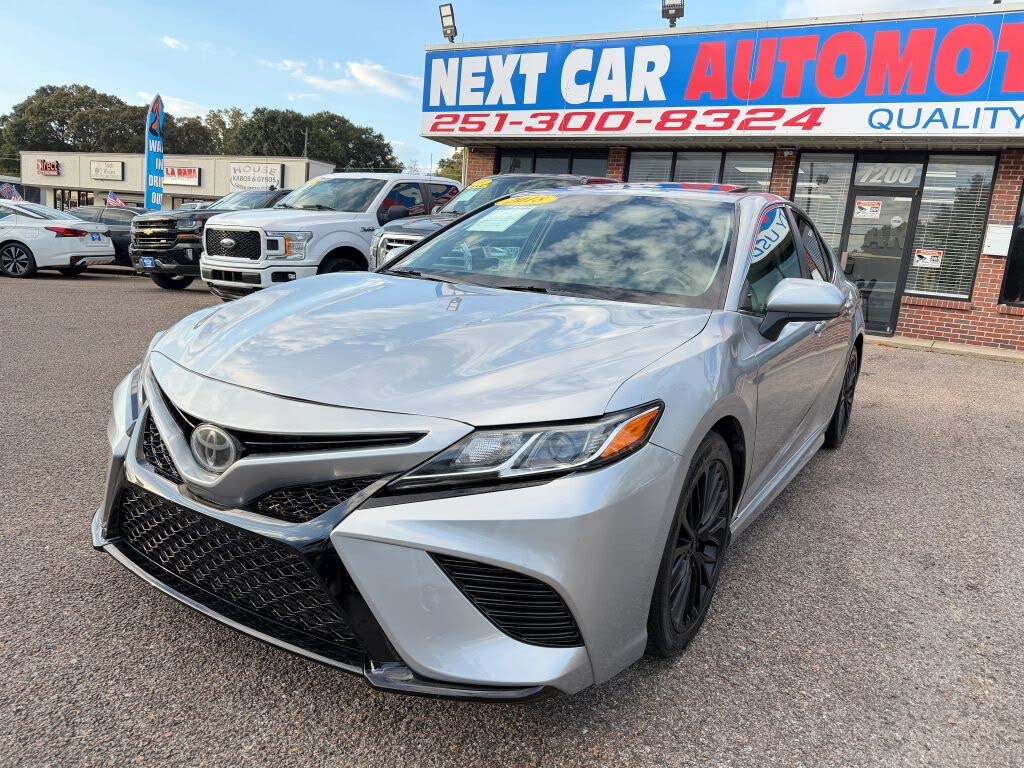 2018 Toyota Camry SE