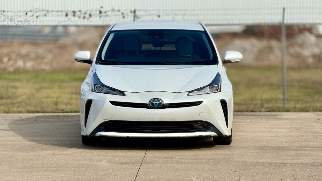 2019 Toyota Prius Limited FWD
