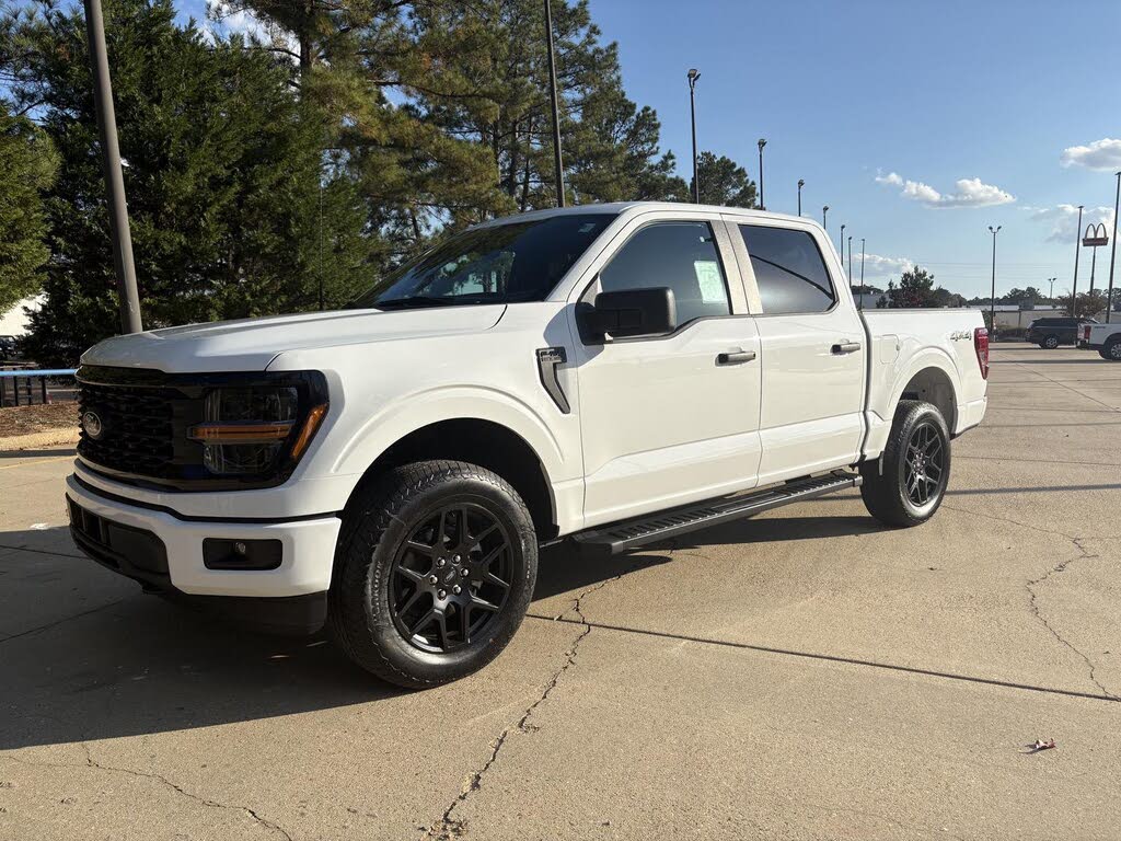 2025 Ford F-150 STX 4dr SuperCrew 4WD