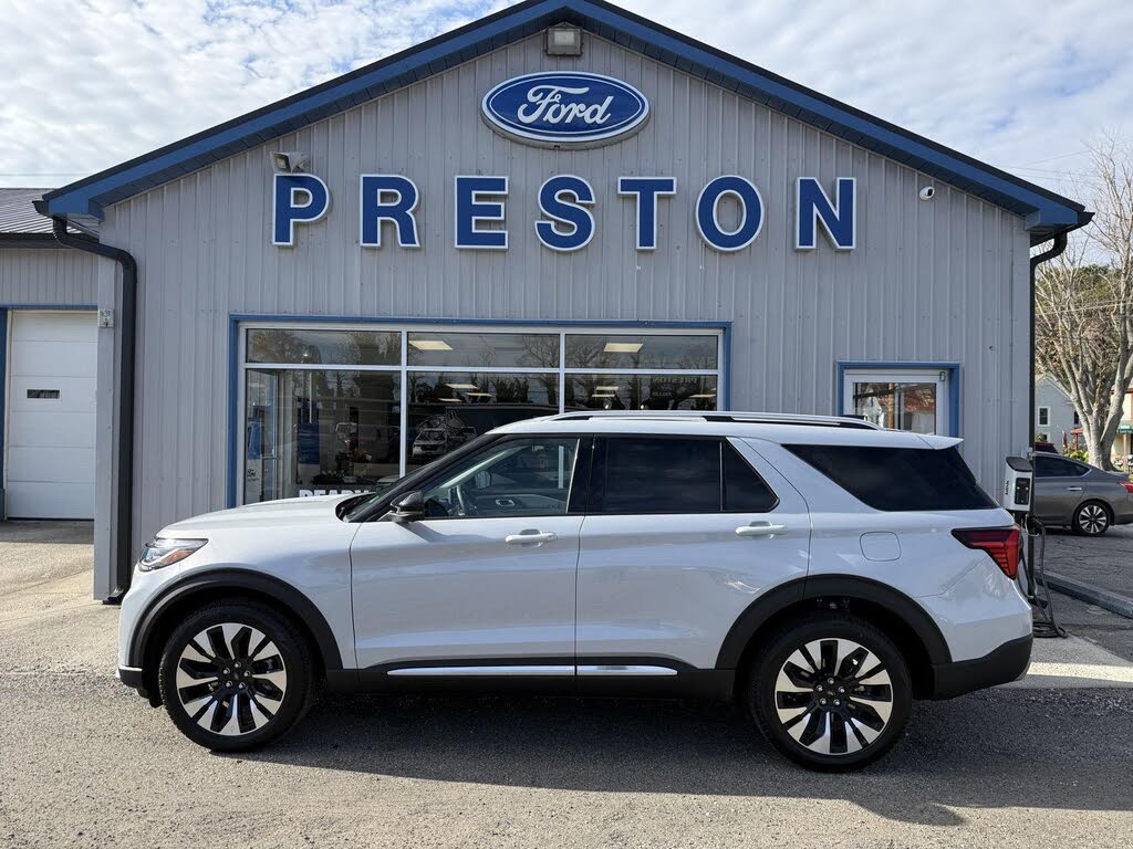 2026 Ford Explorer Platinum AWD