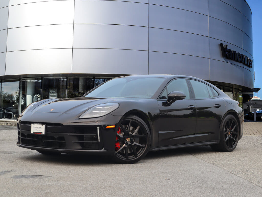 2025 Porsche Panamera 4 AWD