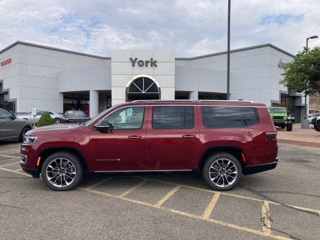 2025 Jeep Wagoneer L Series III 4WD