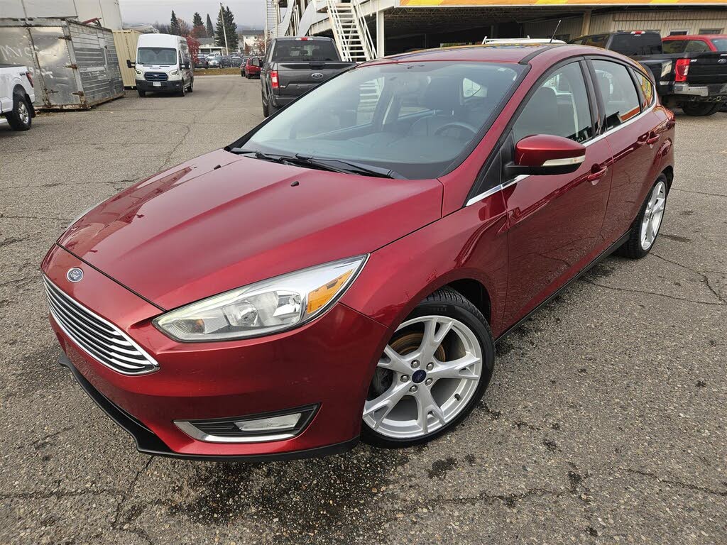 2016 Ford Focus Titanium Hatchback