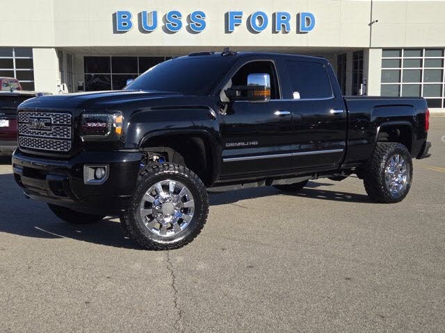 2016 GMC Sierra 2500HD Denali Crew Cab SB 4WD
