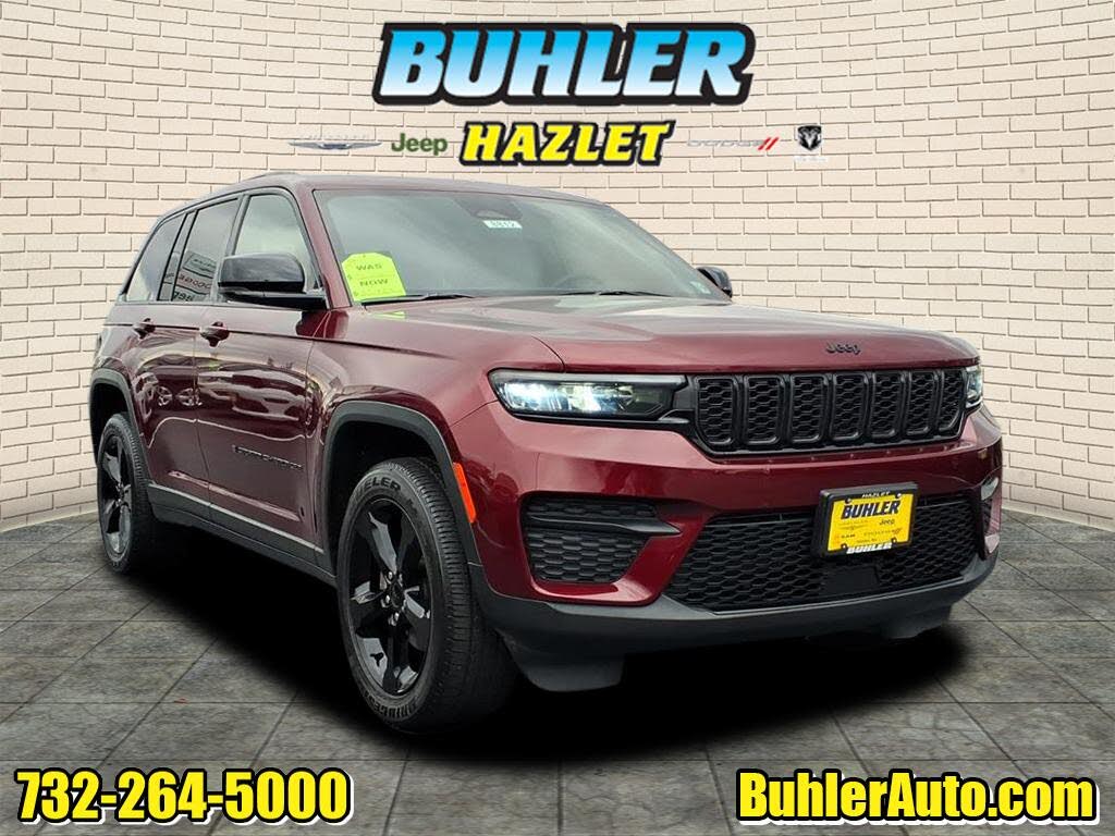 2023 Jeep Grand Cherokee Altitude 4WD