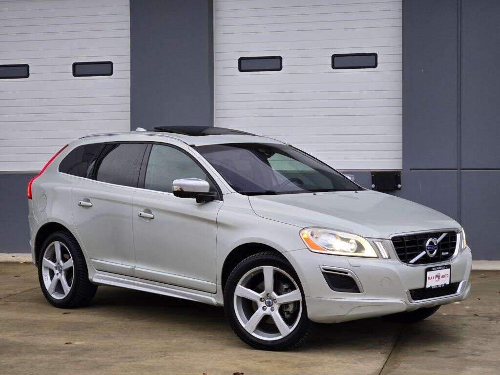 2013 Volvo XC60 T6 R-Design Platinum