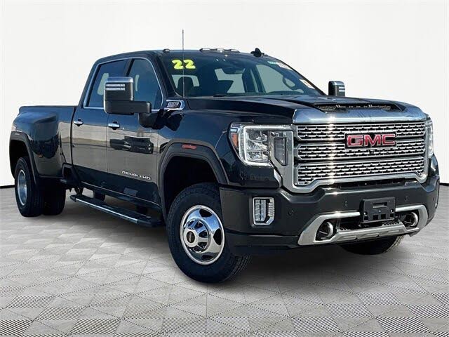2022 GMC Sierra 3500HD Denali Crew Cab 4WD