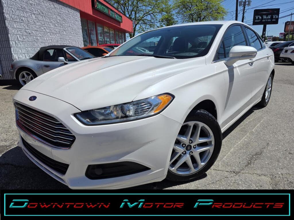 2014 Ford Fusion SE