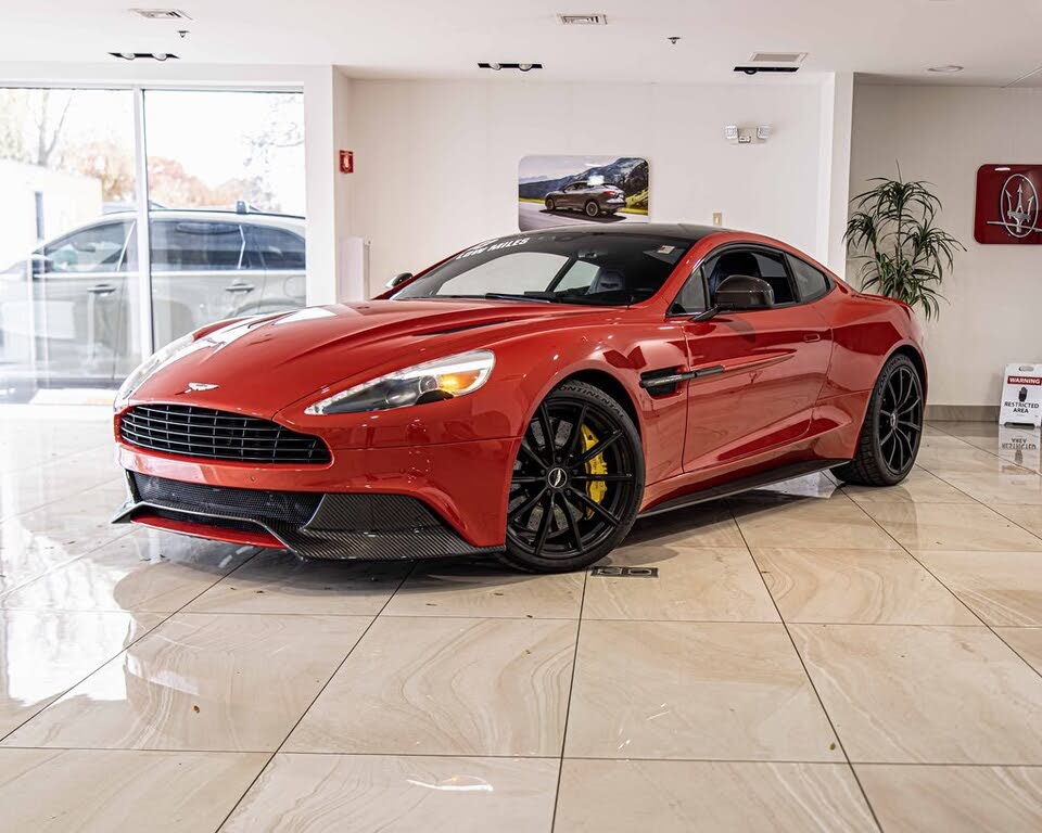 2014 Aston Martin Vanquish Coupe RWD