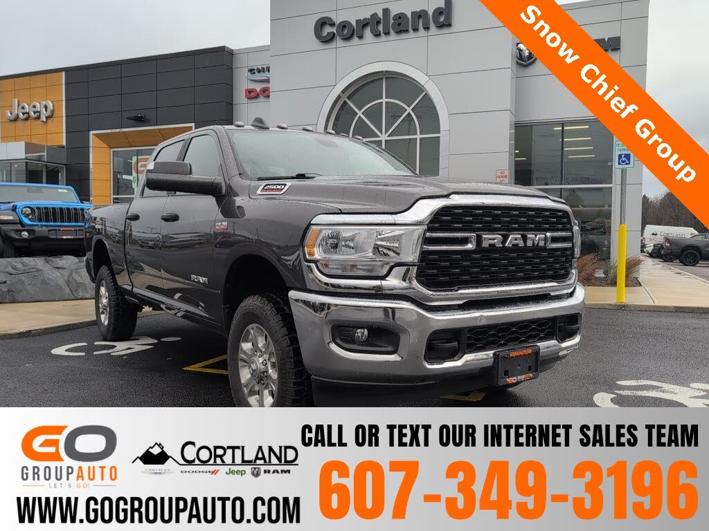 2022 RAM 2500 Big Horn Crew Cab 4WD