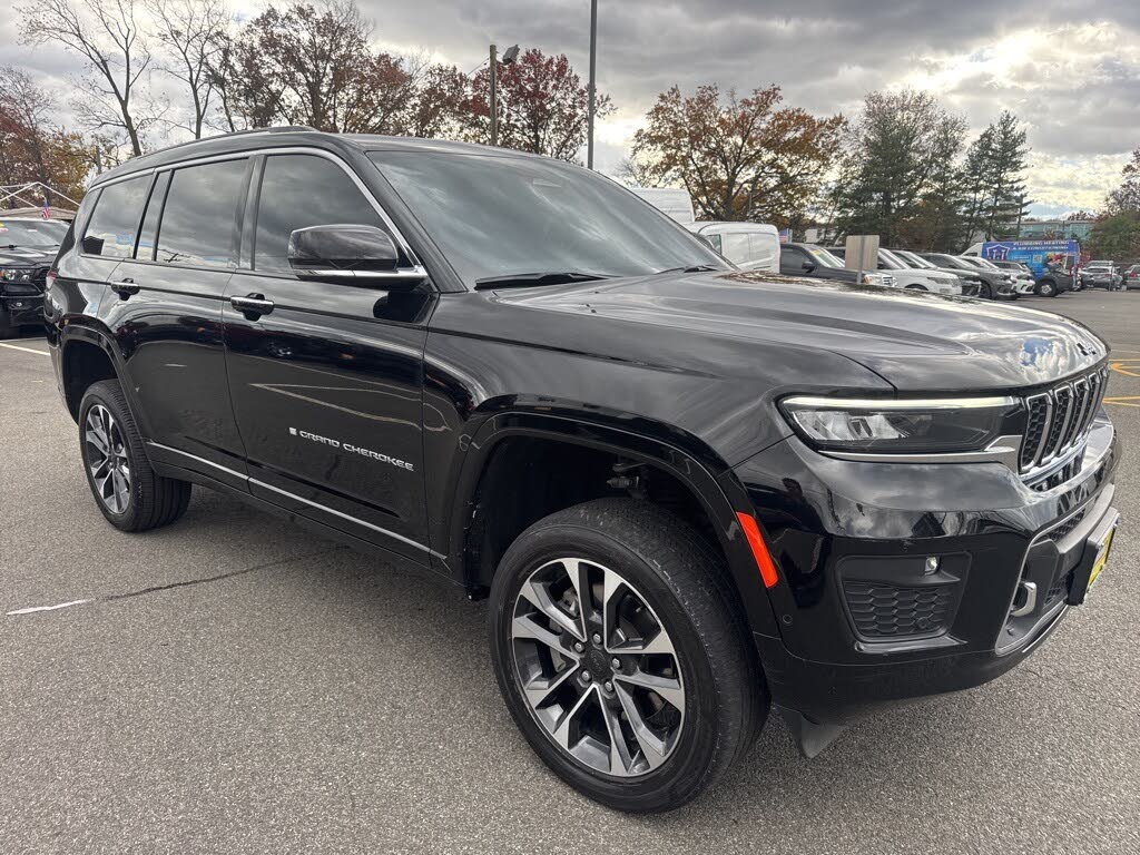 2023 Jeep Grand Cherokee L Overland 4WD