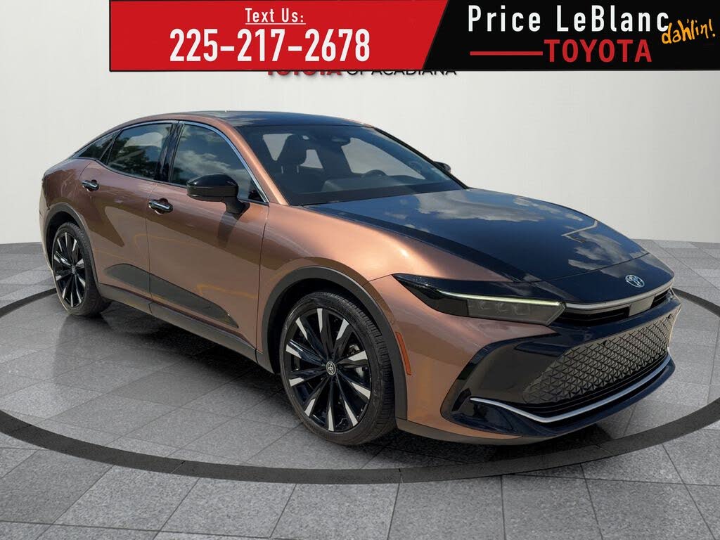 2023 Toyota Crown Platinum AWD