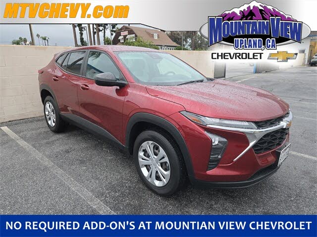 2024 Chevrolet Trax LS FWD