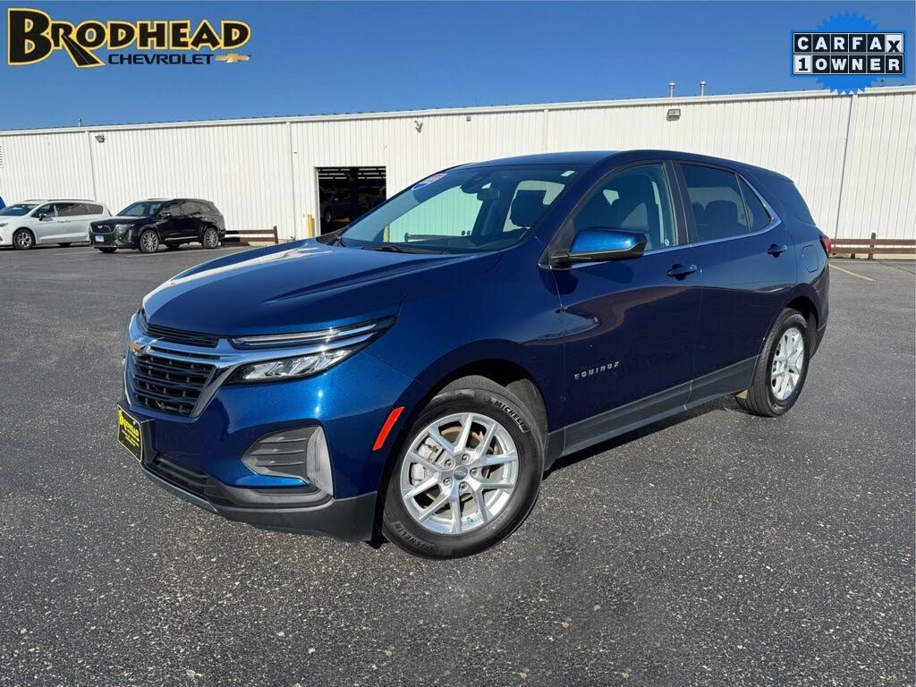 2022 Chevrolet Equinox LT FWD with 1LT