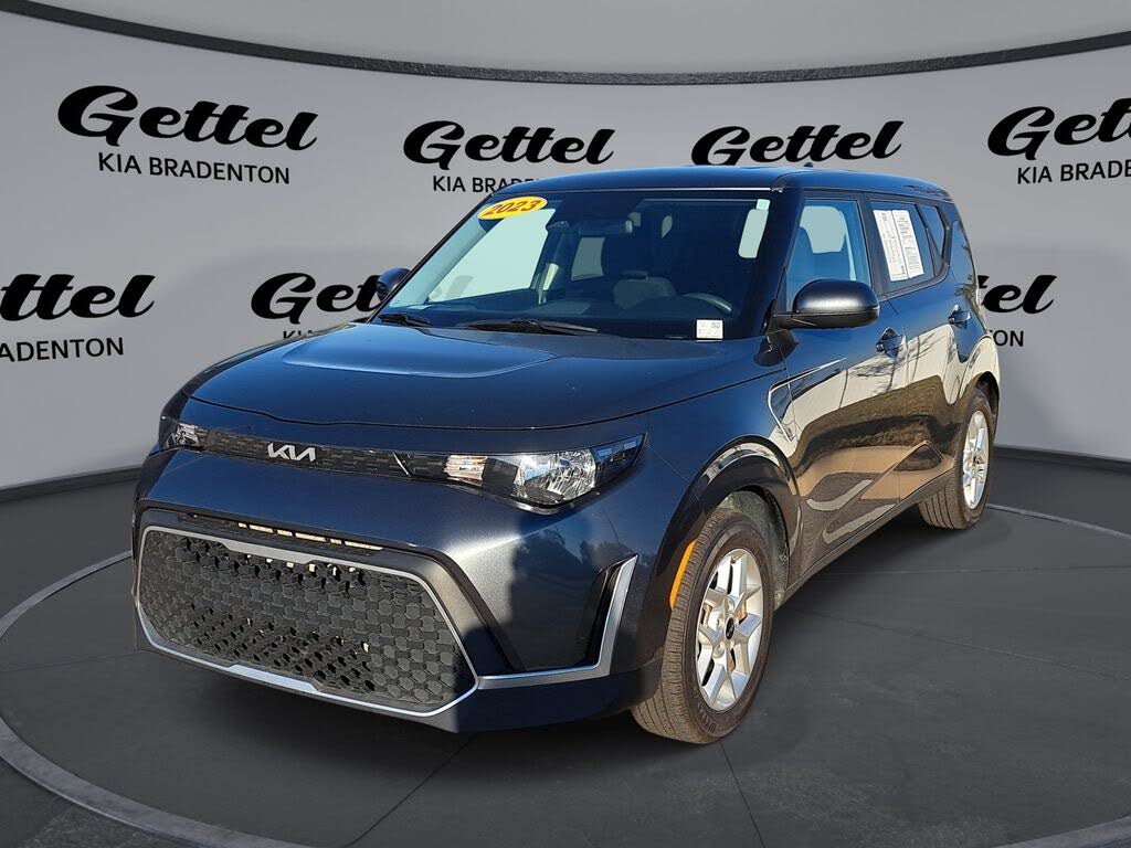 2023 Kia Soul LX FWD
