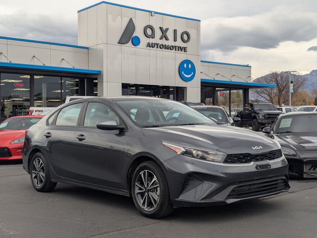 2024 Kia Forte LXS FWD