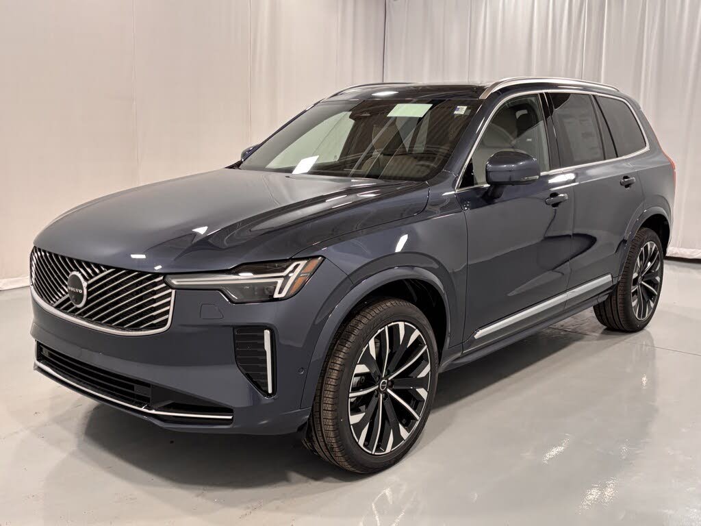 2026 Volvo XC90 B6 Plus 6-Passenger AWD