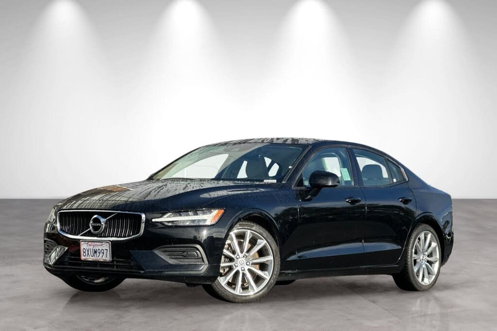2019 Volvo S60 T6 Momentum AWD