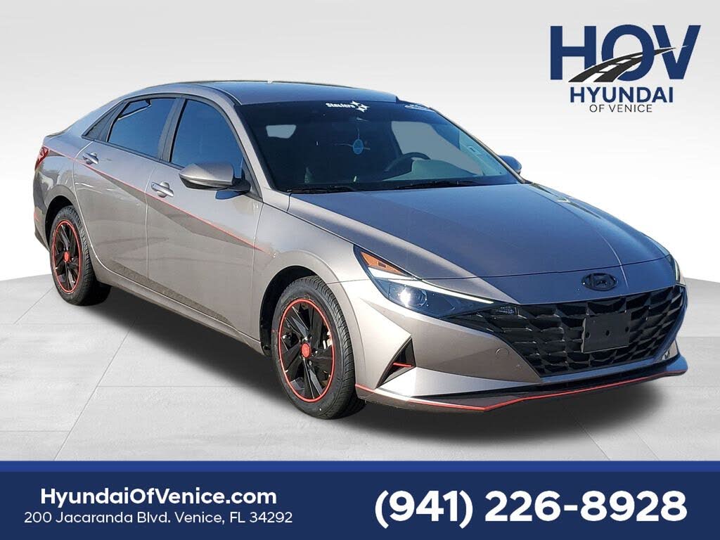 2023 Hyundai Elantra SEL FWD