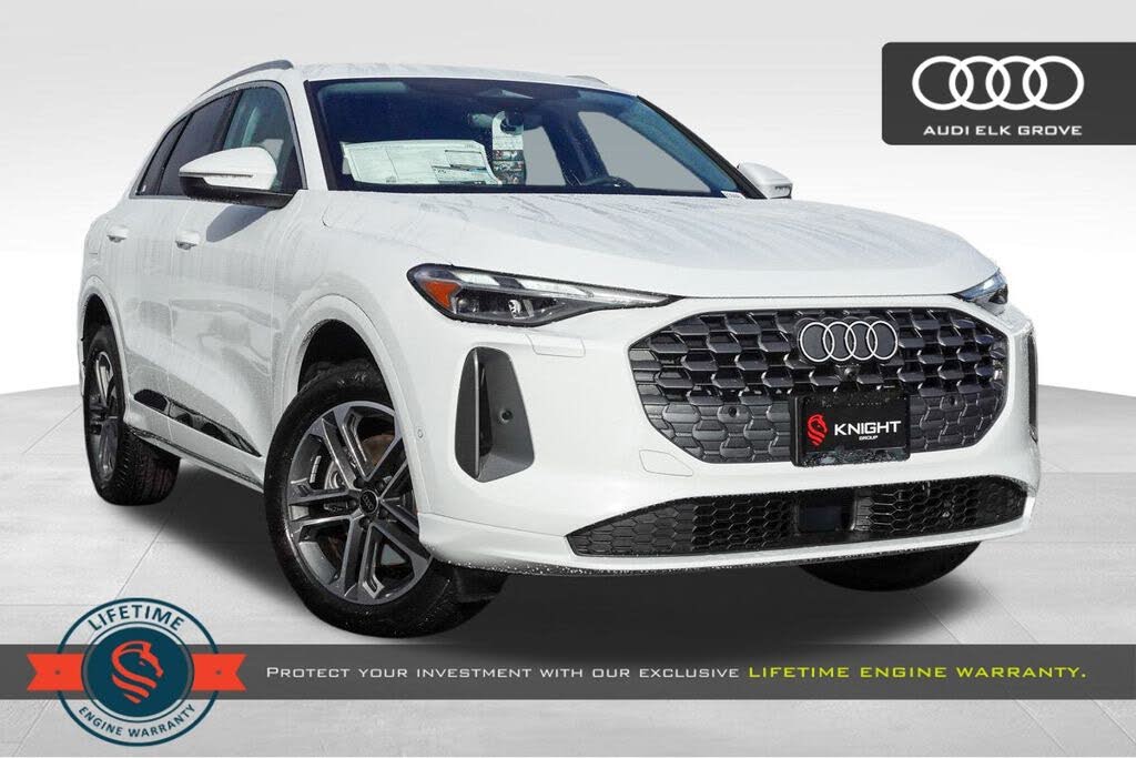 2025 Audi Q5 quattro Premium 40 TFSI