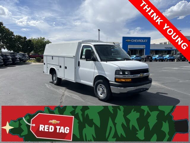 2025 Chevrolet Express Chassis 3500 Cutaway 139