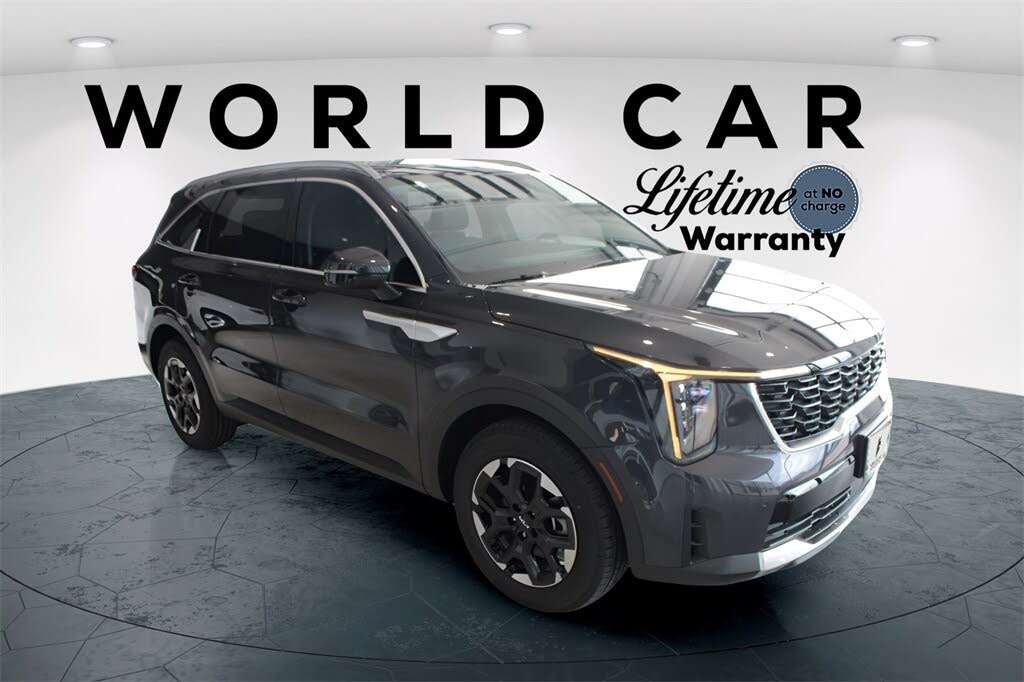 2025 Kia Sorento S FWD