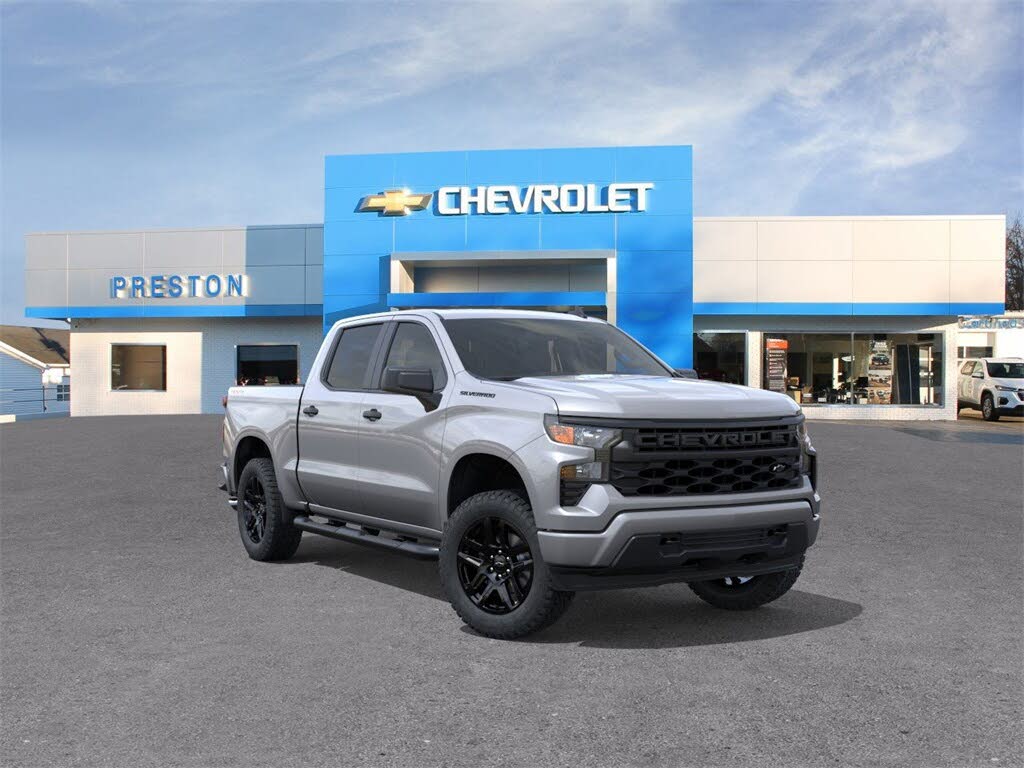 2026 Chevrolet Silverado 1500 Custom Crew Cab 4WD