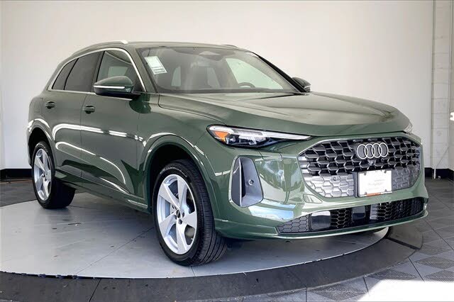 2025 Audi Q5 quattro Premium Plus 40 TFSI