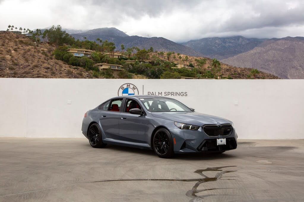 2025 BMW M5 AWD