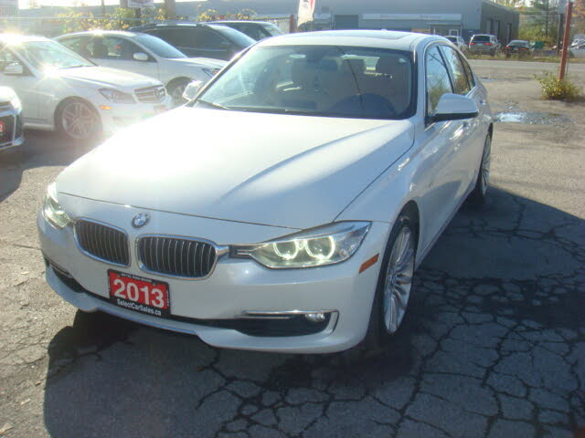 2013 BMW 3 Series 328i xDrive Classic Line Sedan AWD