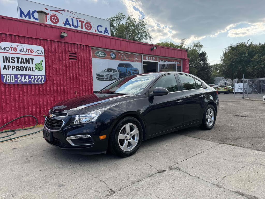 Chevrolet Cruze 2LT Sedan FWD 2015