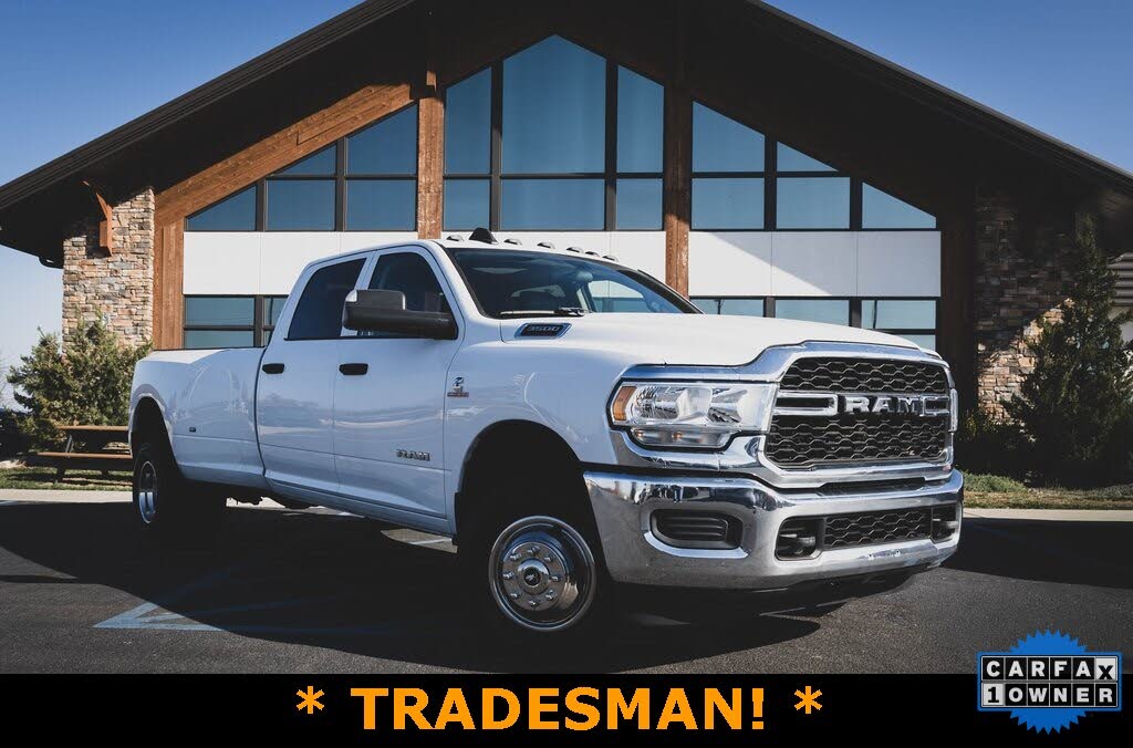2019 RAM 3500 Tradesman Crew Cab LB DRW 4WD