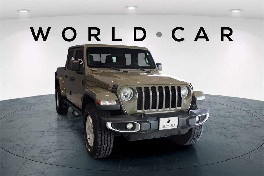 2020 Jeep Gladiator Sport Crew Cab 4WD