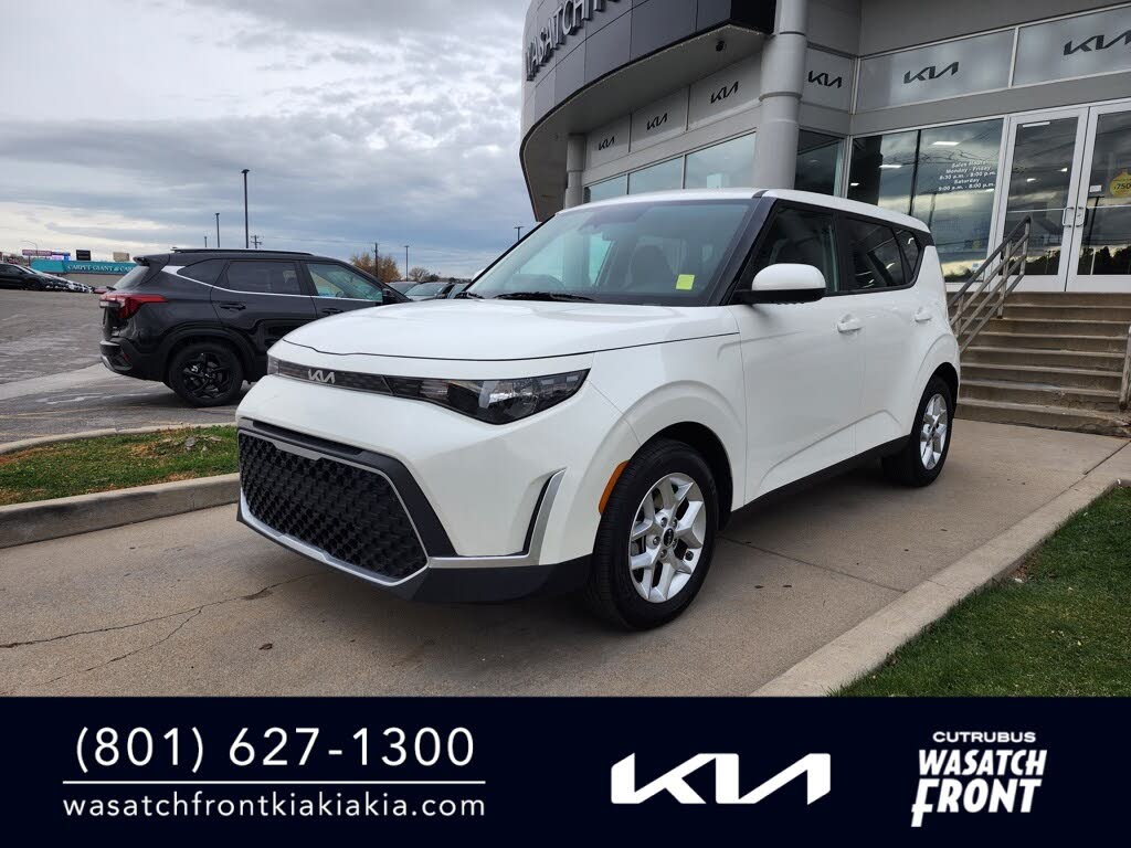 2023 Kia Soul LX FWD