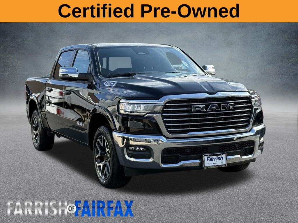 2025 RAM 1500 Laramie Crew Cab 4WD