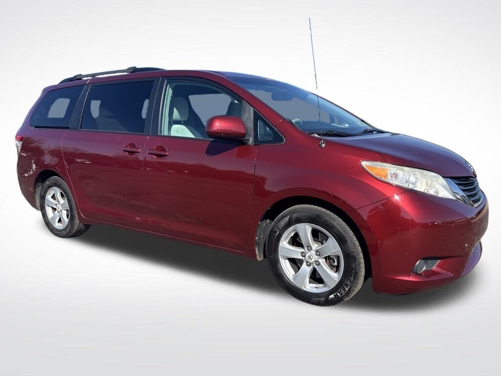 2011 Toyota Sienna 7-Passenger V6 FWD