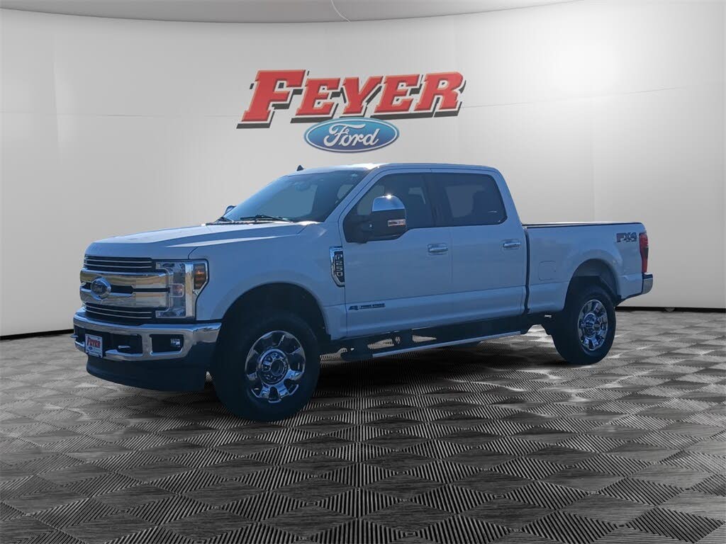 2019 Ford F-250 Super Duty Lariat Crew Cab 4WD