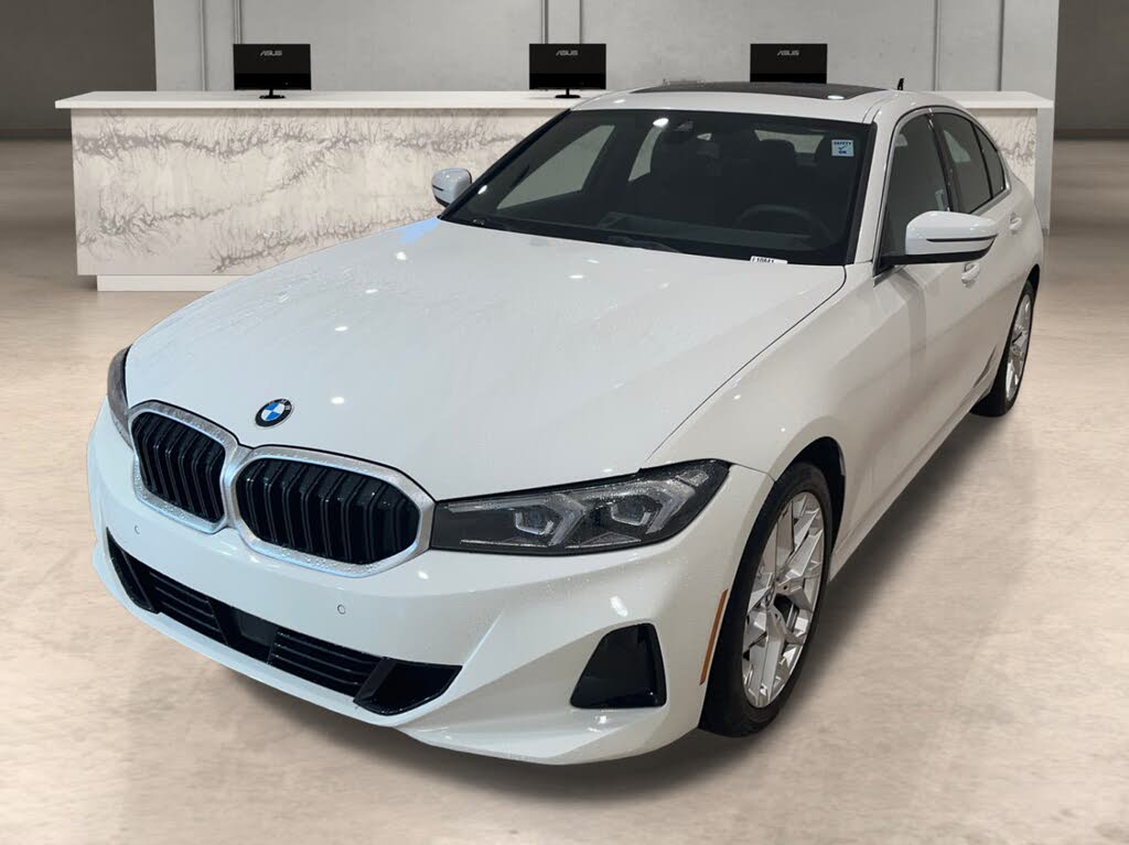 2025 BMW 3 Series 330i RWD