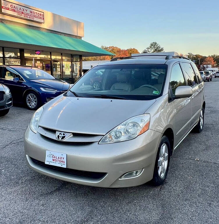 2008 Toyota Sienna XLE