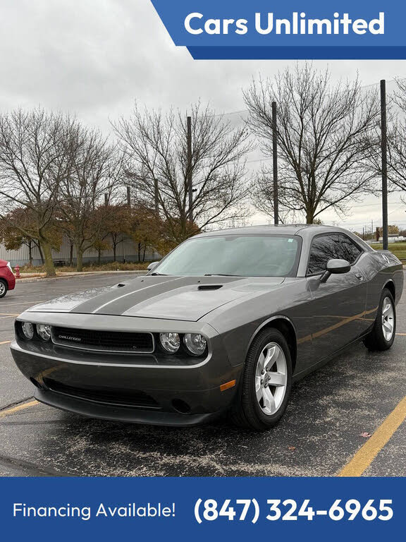 2012 Dodge Challenger SXT RWD