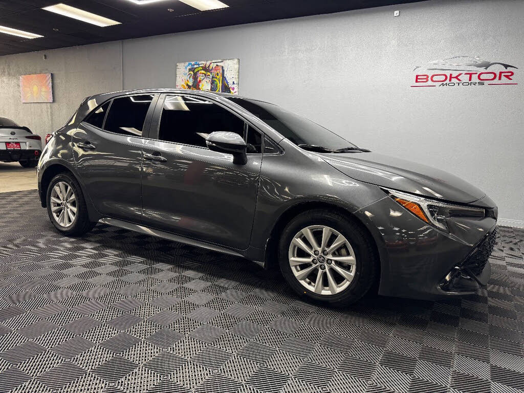 2024 Toyota Corolla Hatchback SE FWD