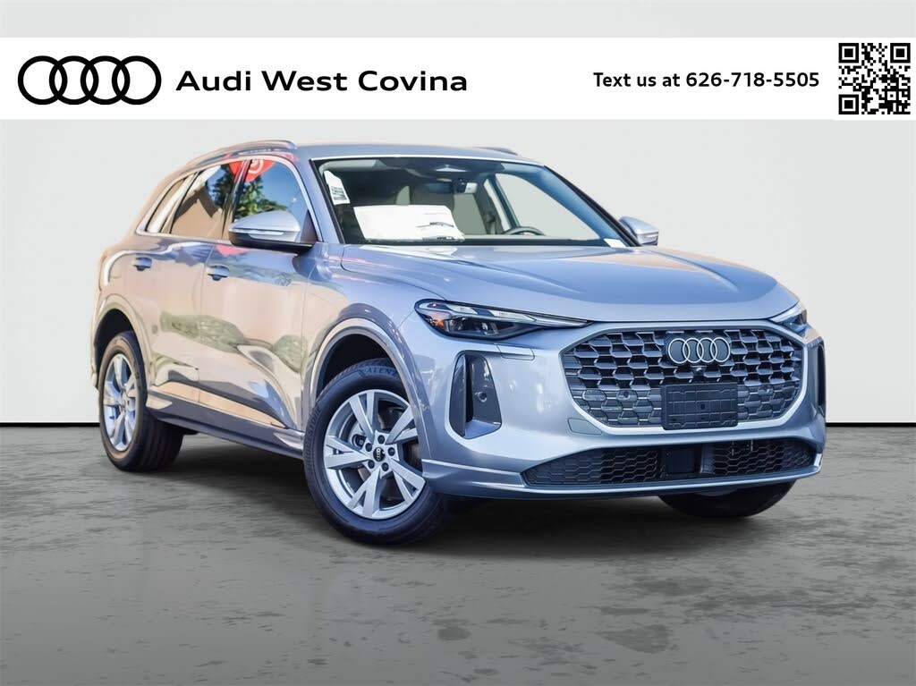 2025 Audi Q5 quattro Premium 40 TFSI