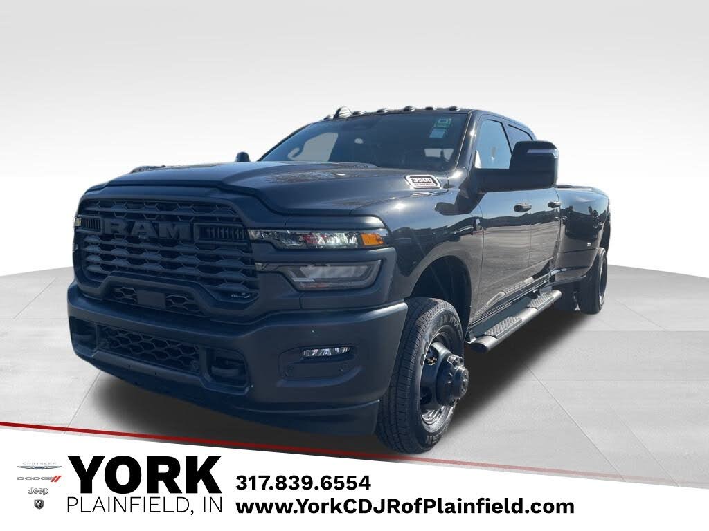 2026 RAM 3500 Tradesman Crew Cab LB DRW 4WD