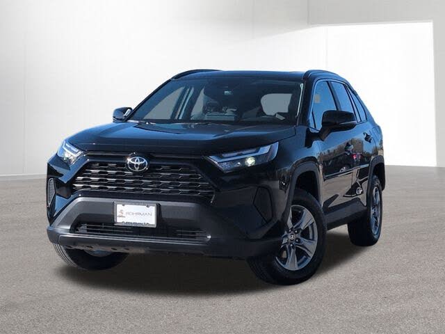2025 Toyota RAV4 XLE AWD