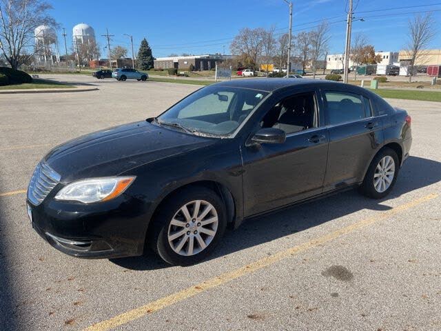2013 Chrysler 200 Touring Sedan FWD