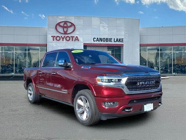 2022 RAM 1500 Limited Crew Cab 4WD