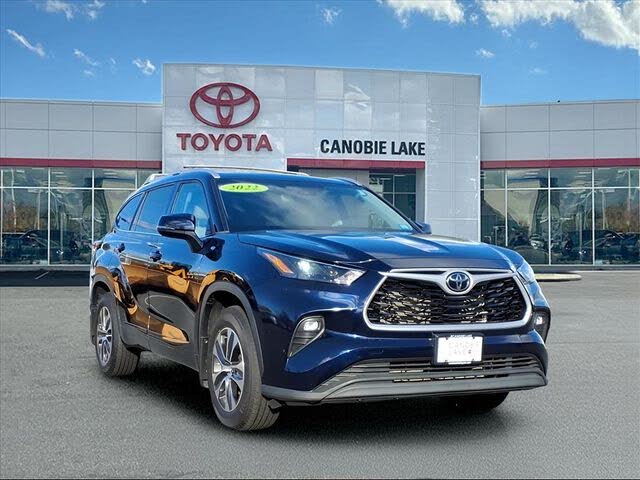 2022 Toyota Highlander XLE AWD