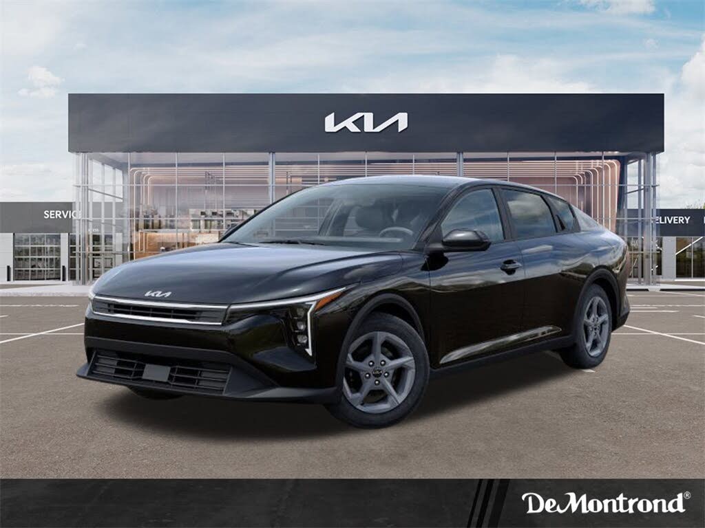 2025 Kia K4 LXS FWD