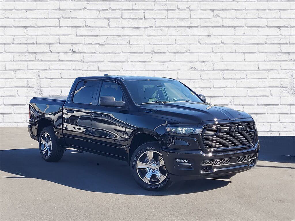 2025 RAM 1500 Tradesman Crew Cab 4WD