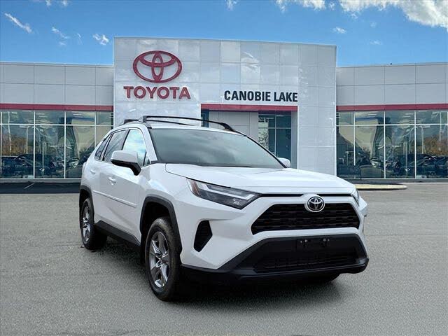 2025 Toyota RAV4 XLE AWD
